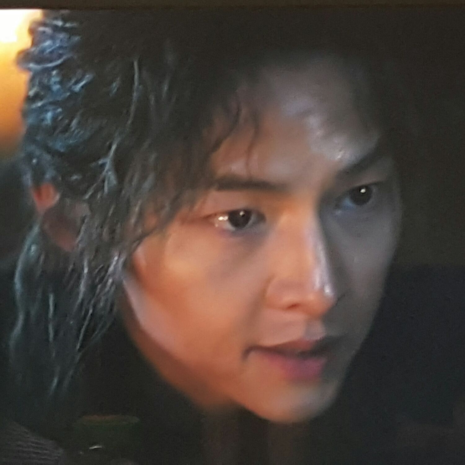 Cuplikan di balik layar dari Song Joongki