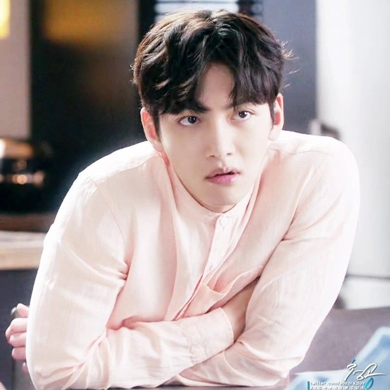 Behind-the-scenes cut of Ji Changwook