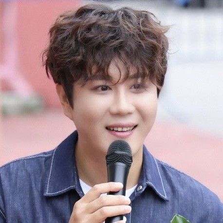 Behind-the-scenes cut of Jin Haesung