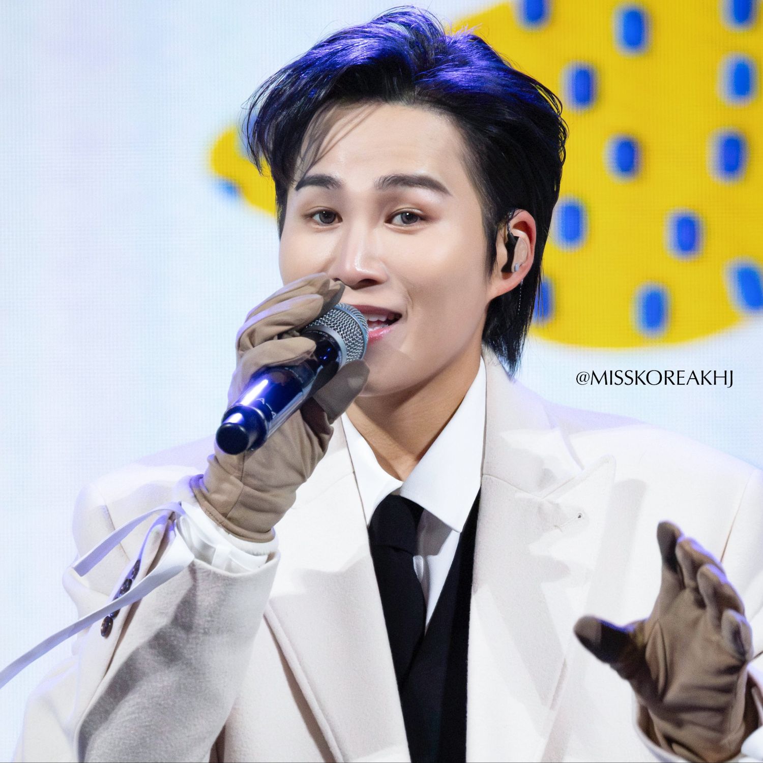 Momen yang diabadikan oleh penggemar Kim Heejae