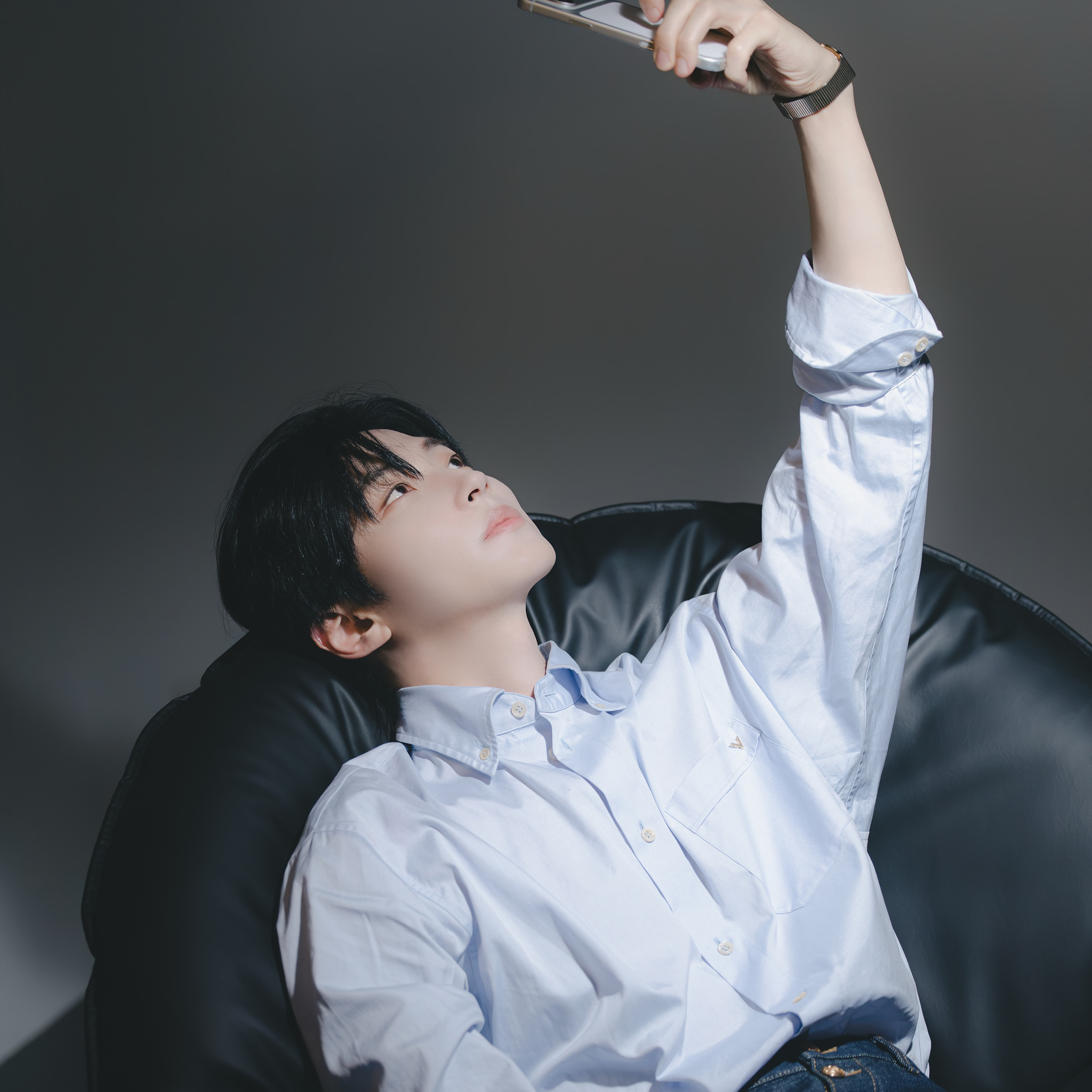 황인엽의 비하인드 컷