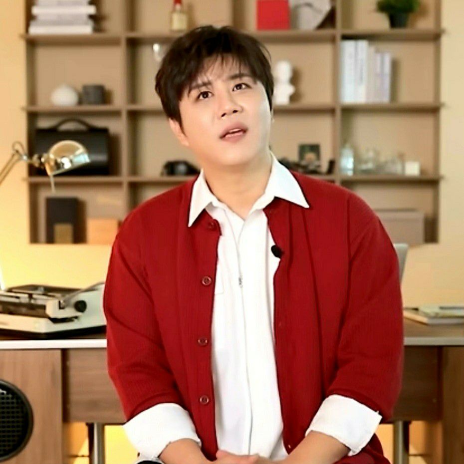 Behind-the-scenes cut of Jin Haesung