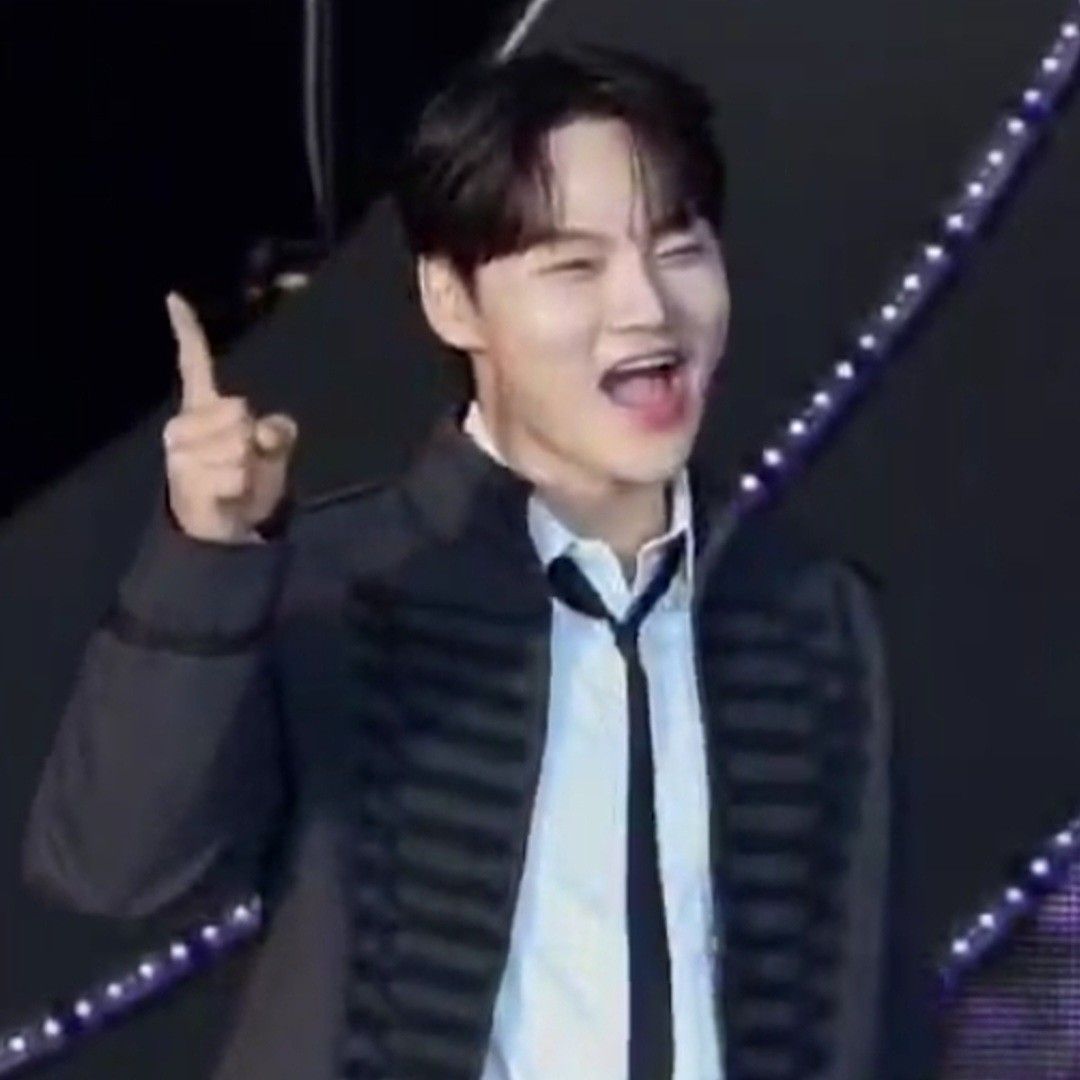 박서진 최근 활동샷