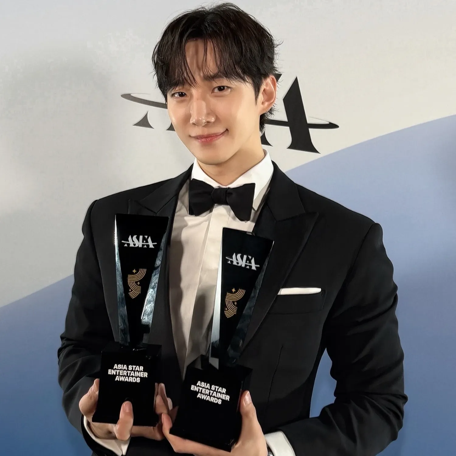 이준호의 비하인드 컷