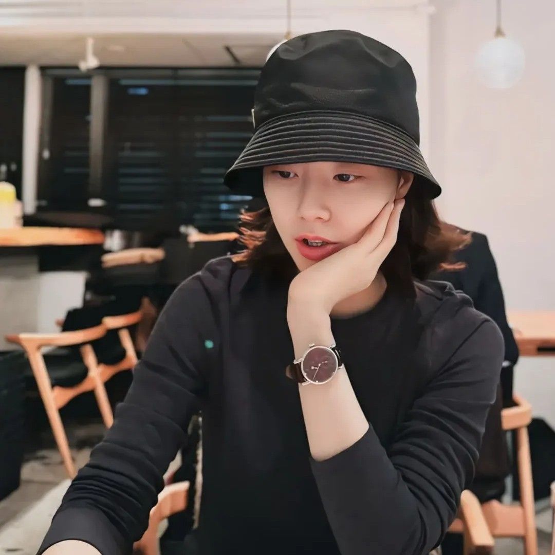 Foto terbaru dari Moon Chaewon