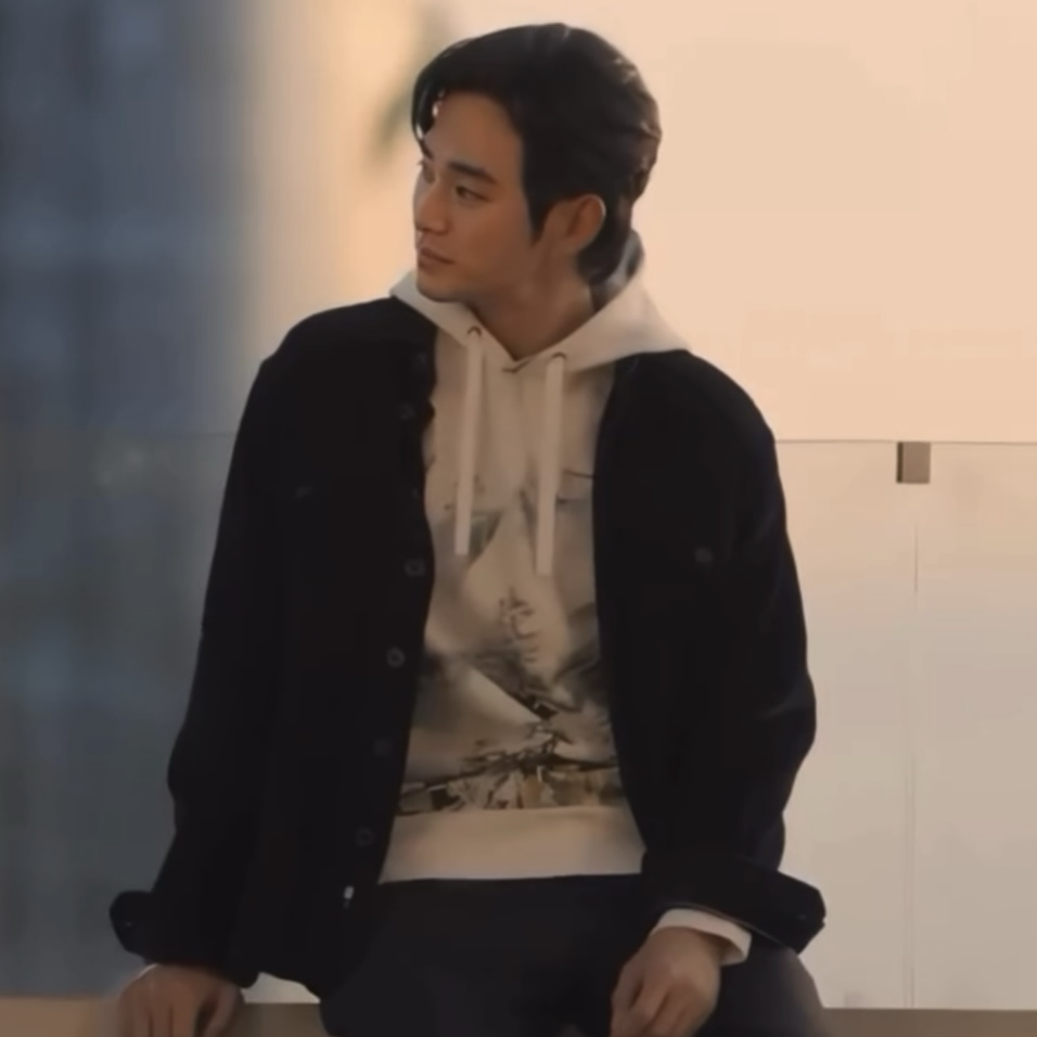 A moment captured by a fan of Kim Soohyun