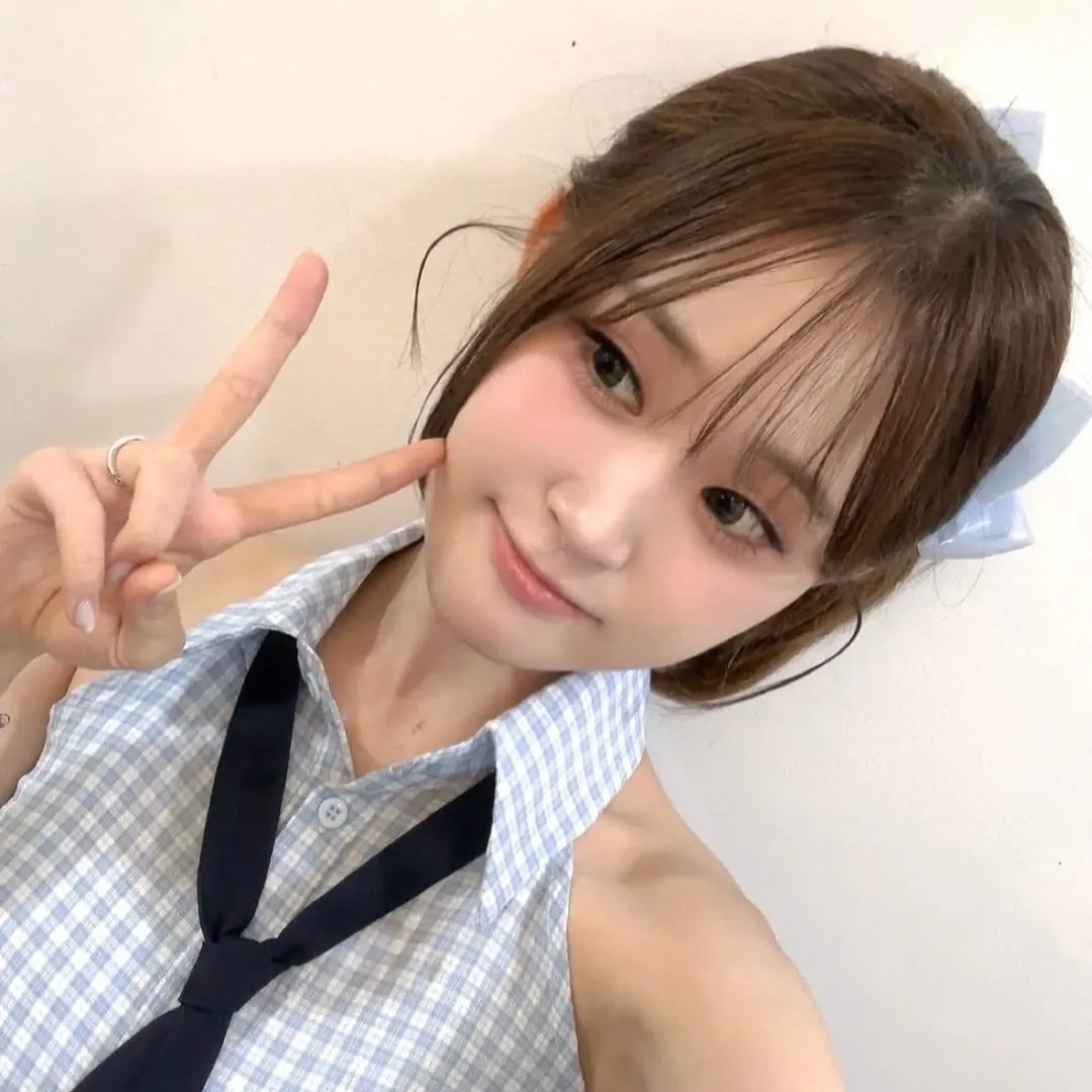 김다현의 비하인드 컷