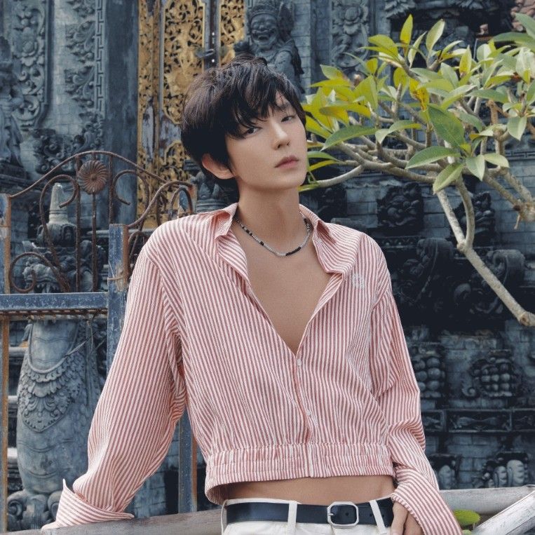 Behind-the-scenes cut of Lee Joongi