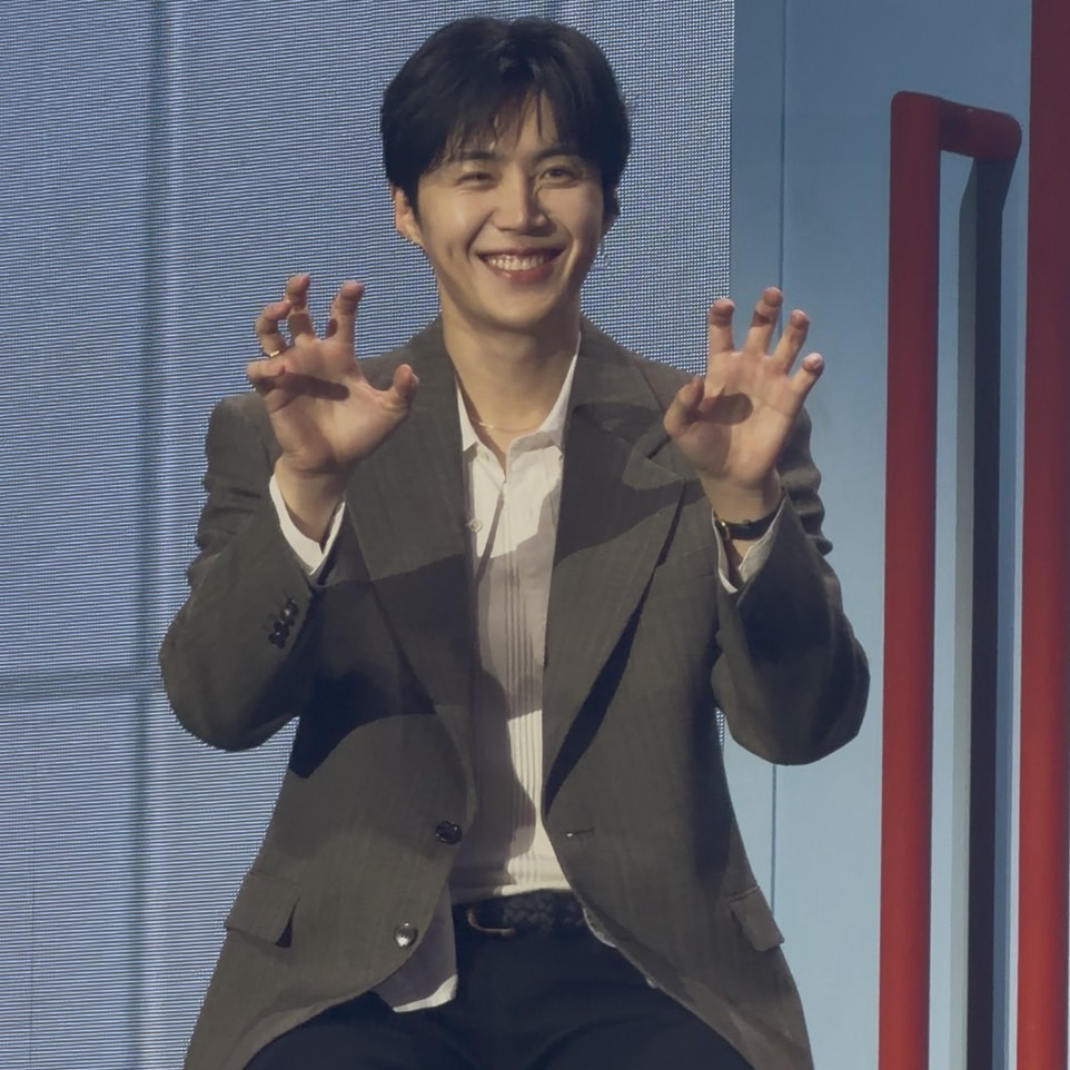 김선호의 최신 사진