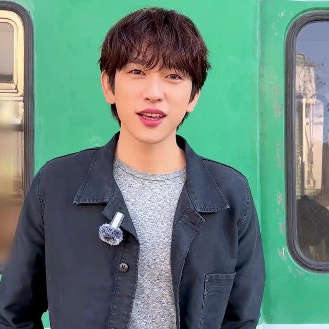 Foto terbaru dari Park Jinyoung
