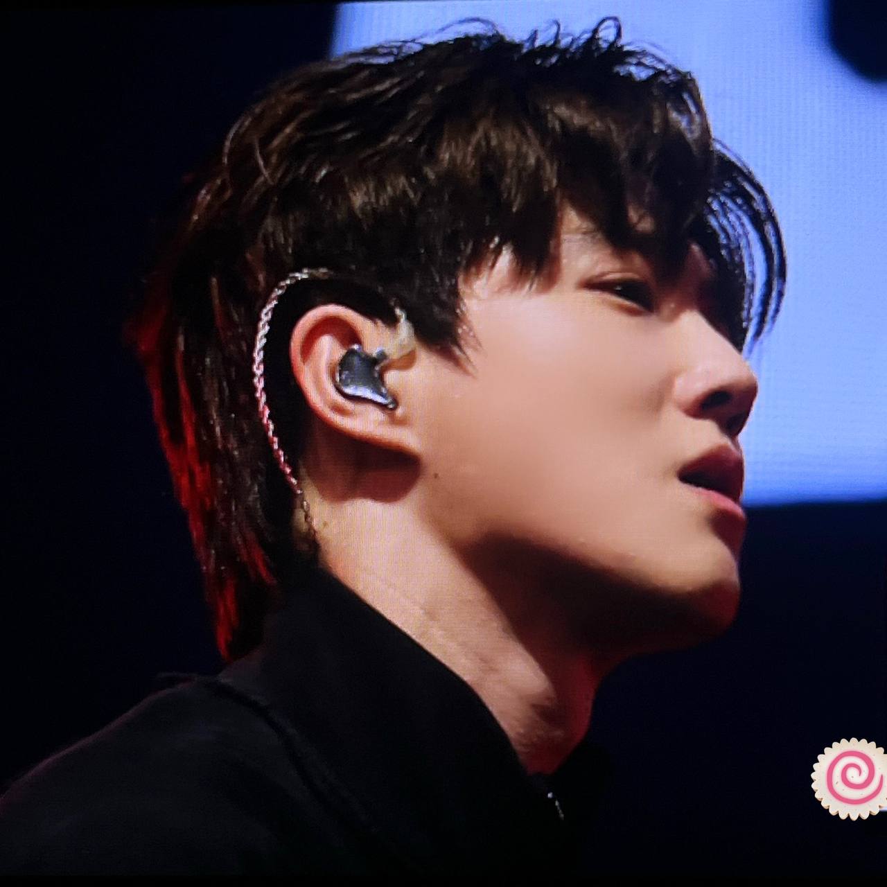 粉絲拍下的Suho瞬間