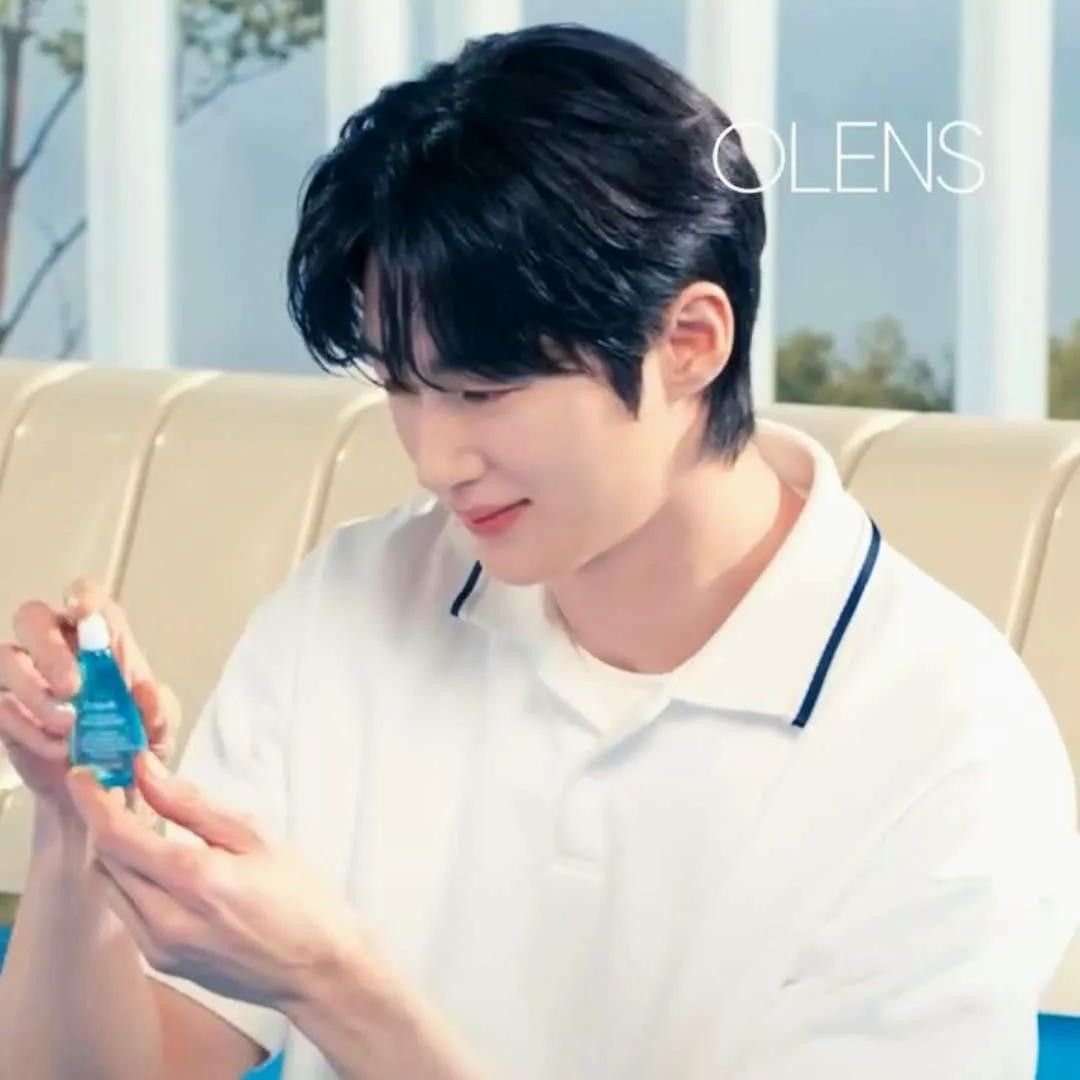 A moment captured by a fan of Byeon Wooseok