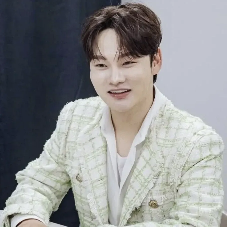 粉絲拍下的朴瑞鎮瞬間