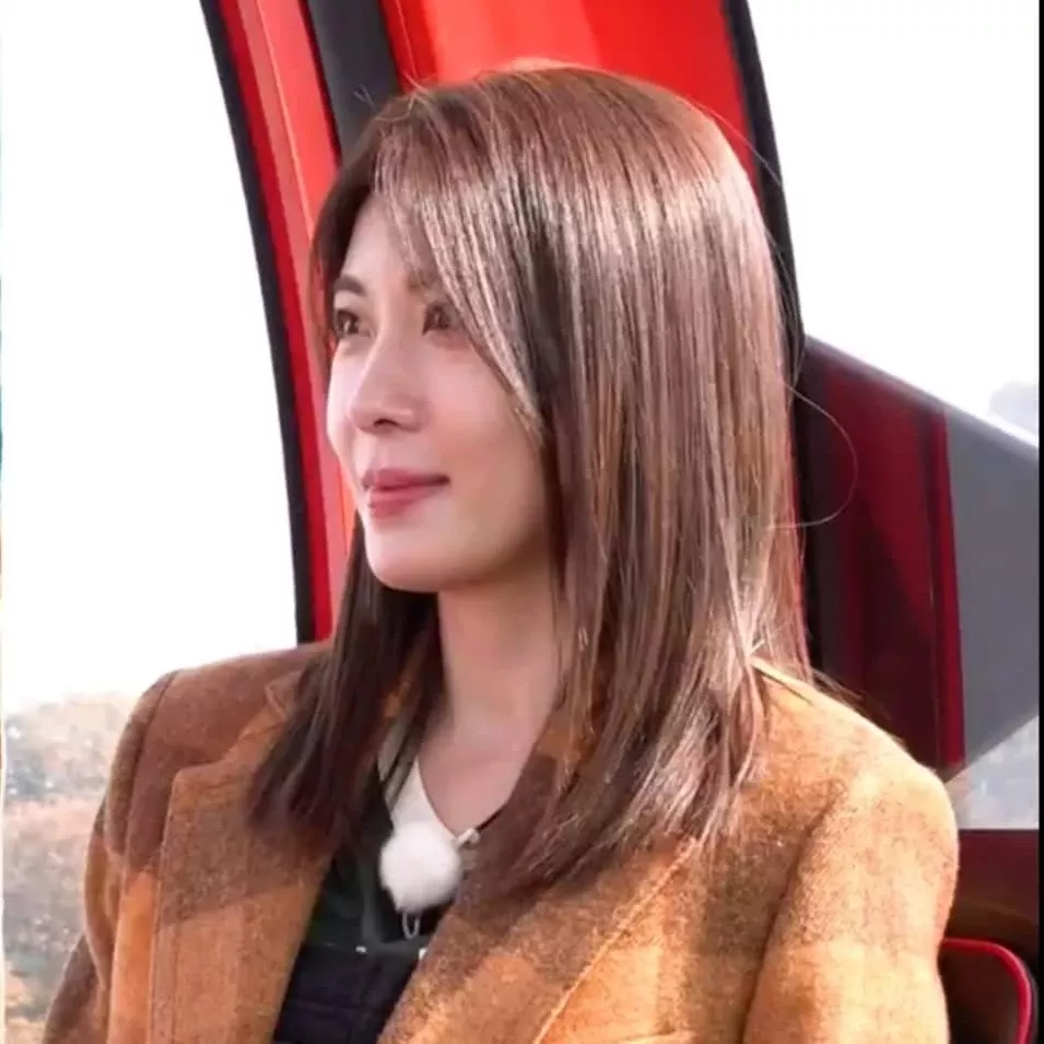A moment captured by a fan of Ha Jiwon