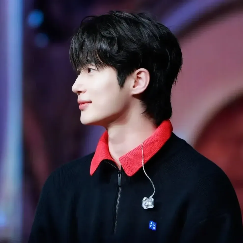 A moment captured by a fan of Byeon Wooseok