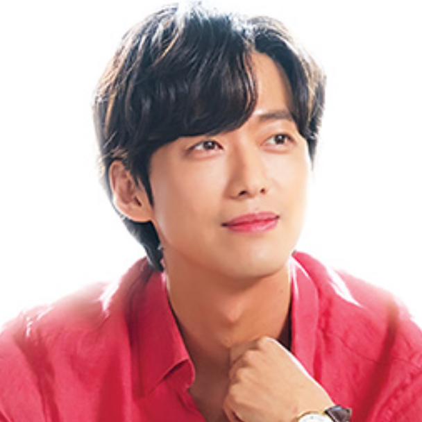 A moment captured by a fan of Namkoong Min