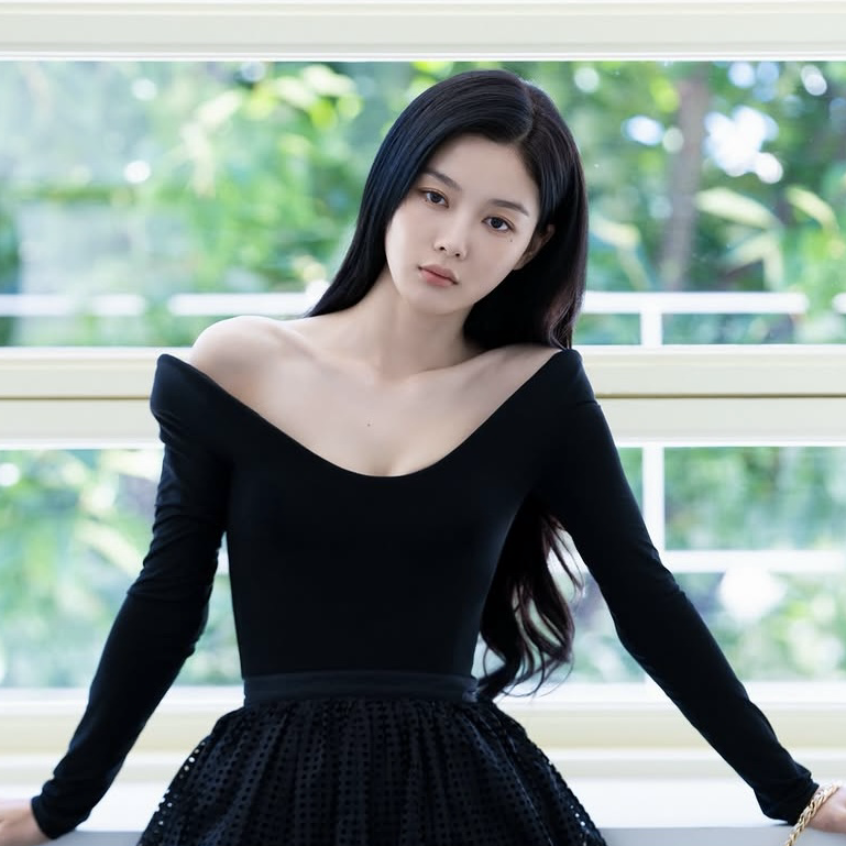 Latest photo of Kim Youjung