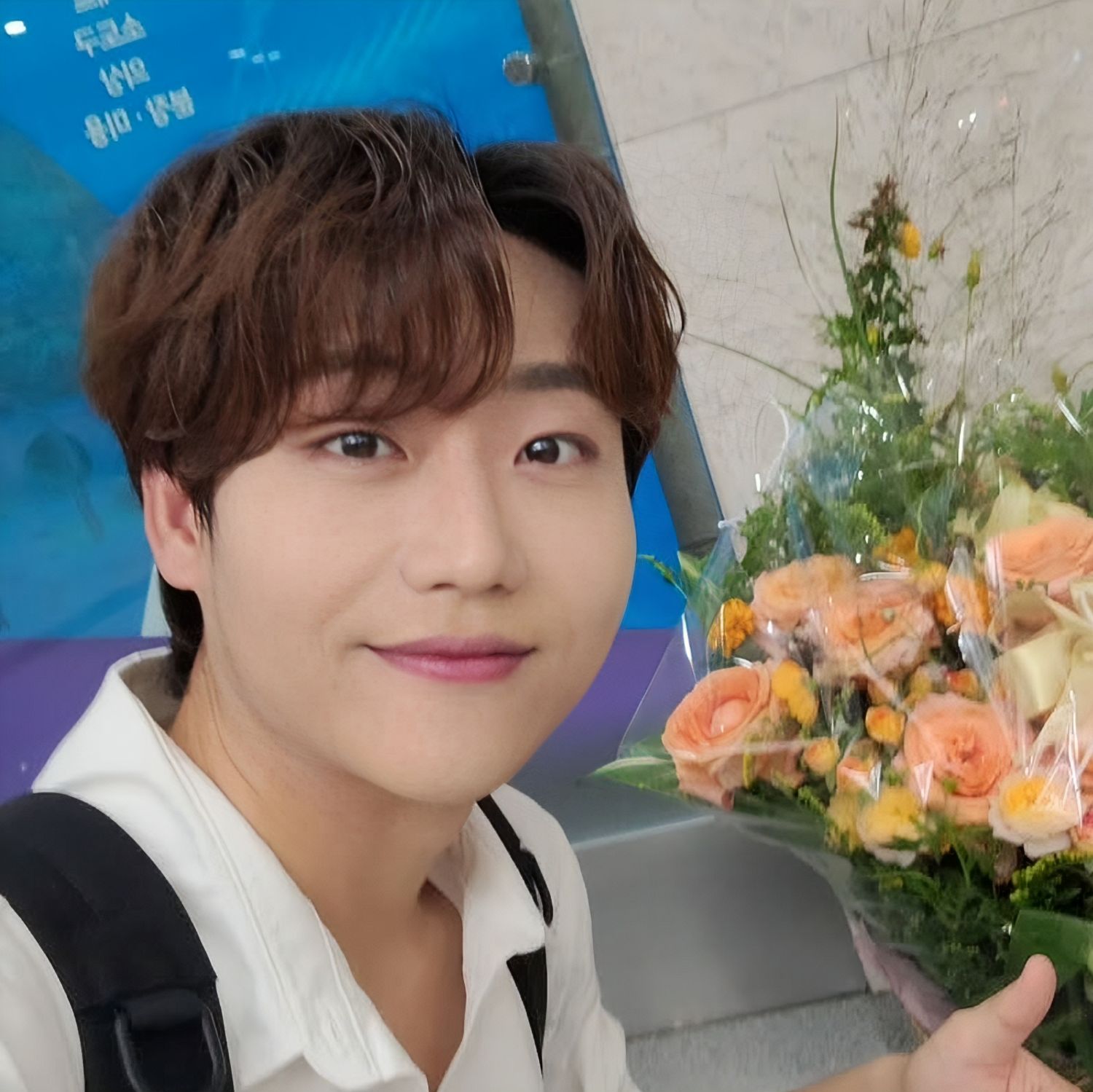 A moment captured by a fan of Min Soohyun