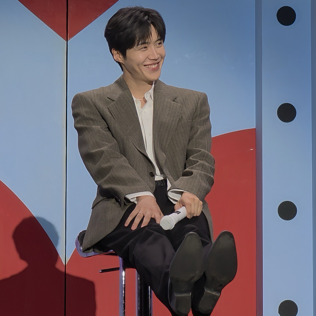 Latest photo of Kim Seonho