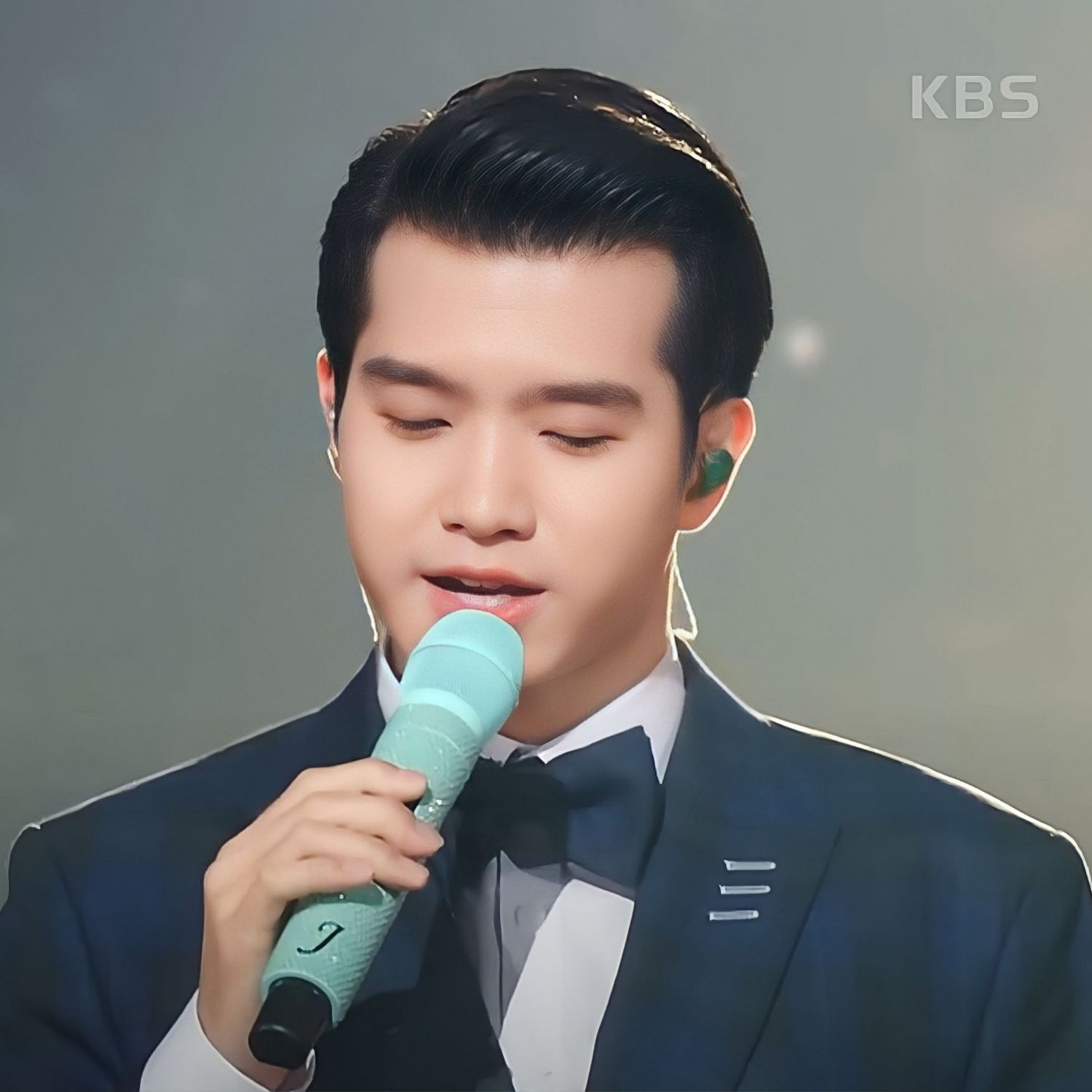 Momen yang diabadikan oleh penggemar Jo Myungsup