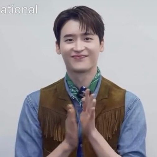 粉絲拍下的李鍾碩瞬間