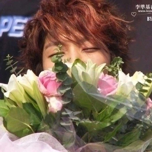 Behind-the-scenes cut of Lee Joongi