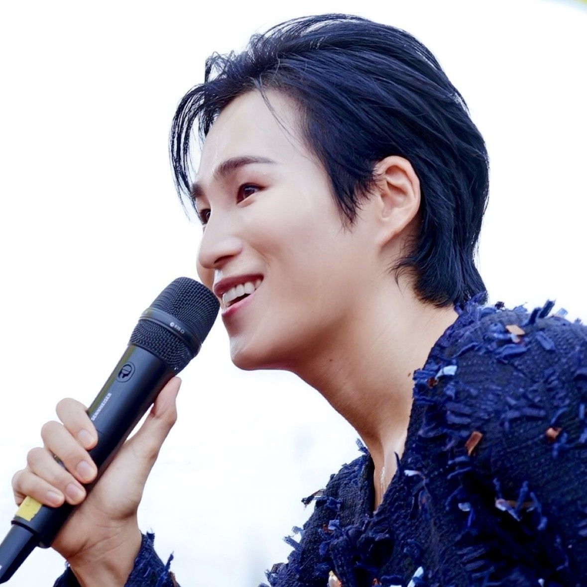 Cuplikan di balik layar dari Kim Heejae