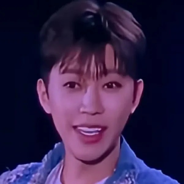 임영웅의 비하인드 컷