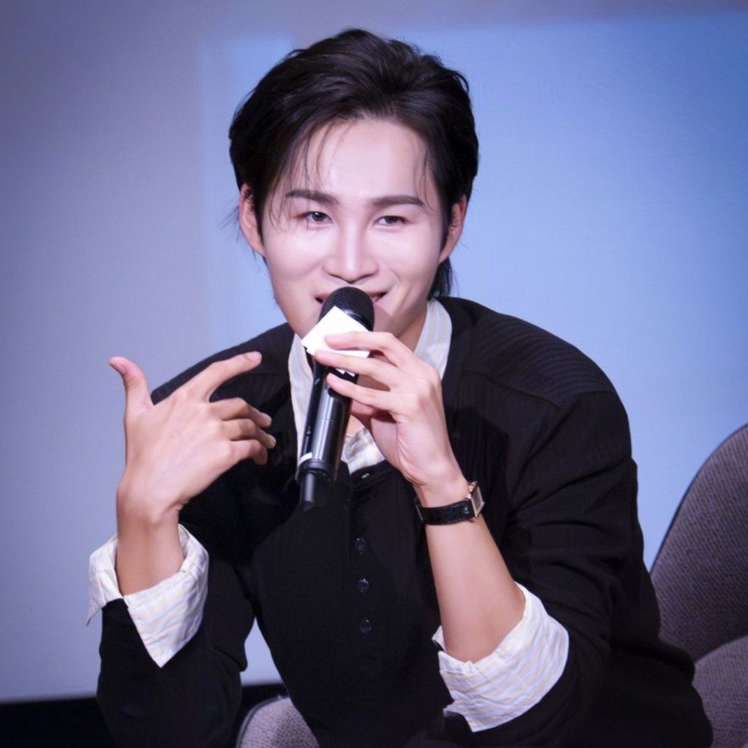 김희재 최근 활동샷