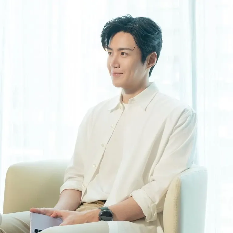 김선호의 최신 사진