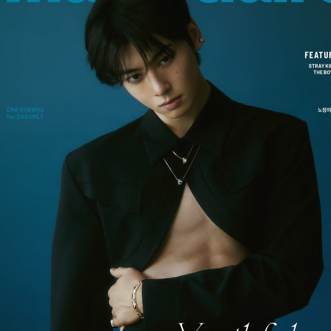 A moment captured by a fan of Cha Eunwoo