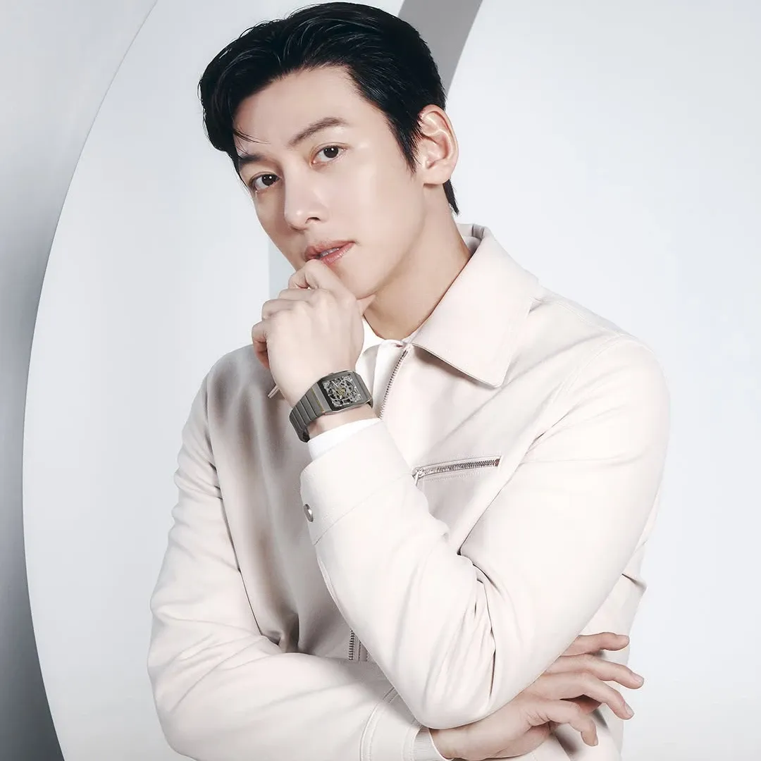 Latest photo of Ji Changwook