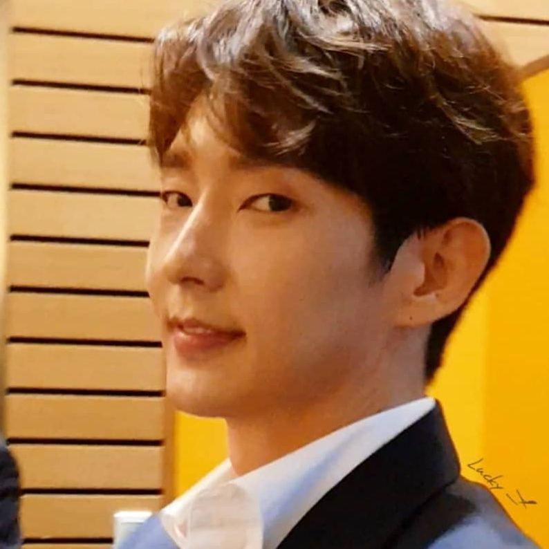 이준기 최근 활동샷