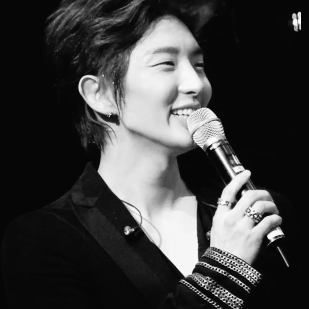 이준기 최근 활동샷