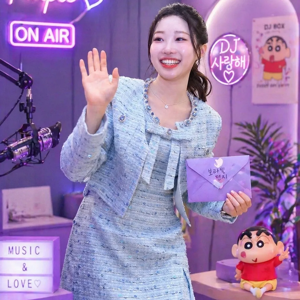 A moment captured by a fan of Jung Seojoo