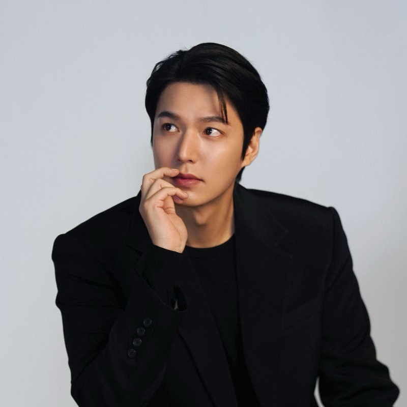 粉丝拍下的李敏镐瞬间