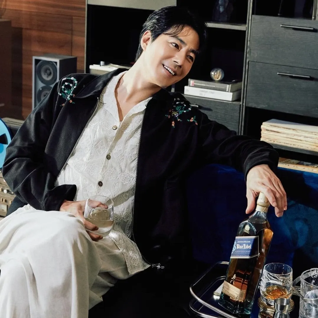 Recent activity shot of Jo Insung