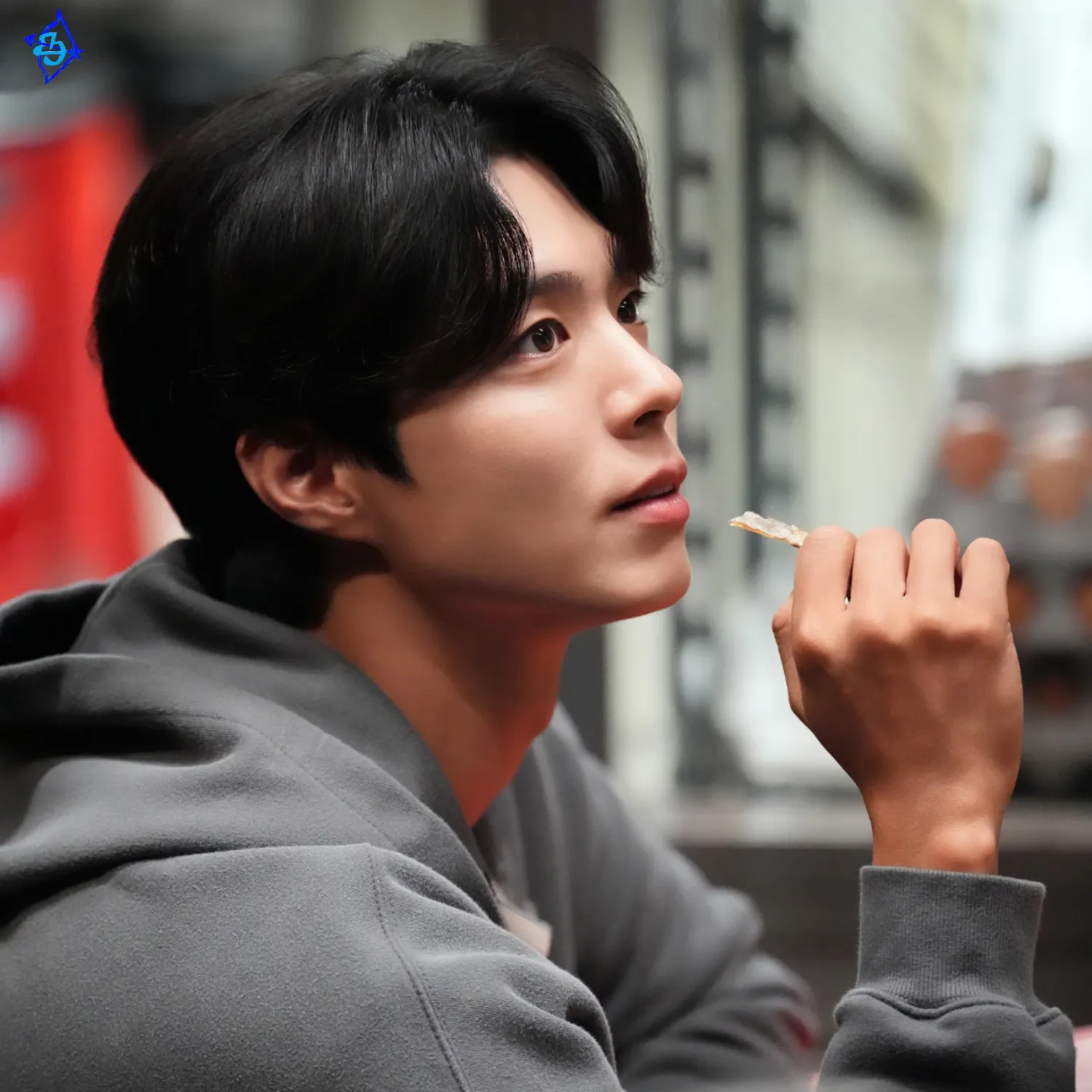 Latest photo of Park Bogum