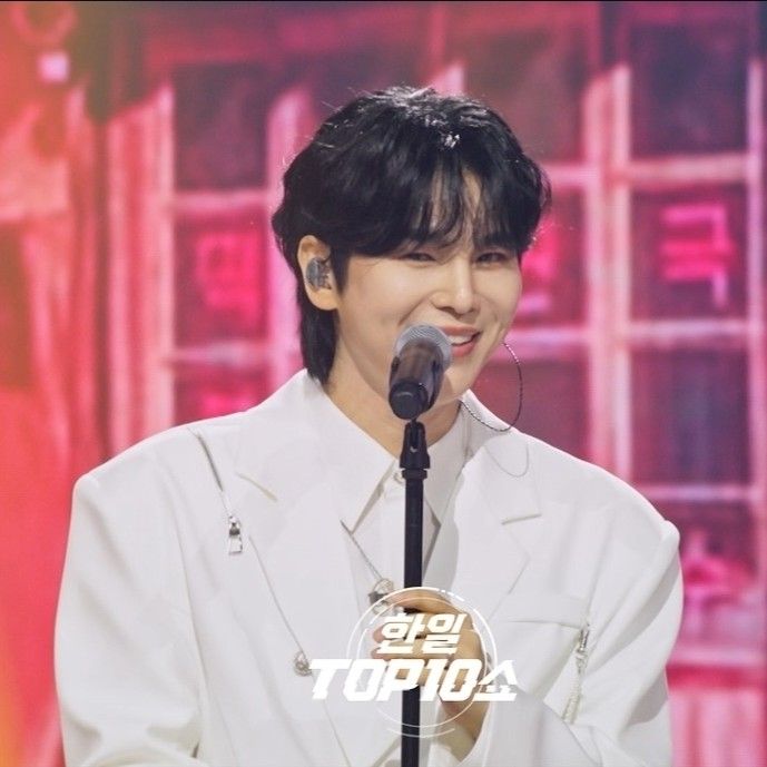 A moment captured by a fan of Kim Junsu (1991)