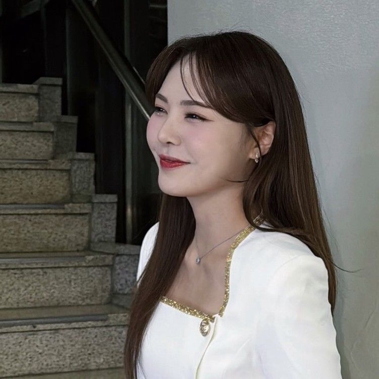 Latest photo of Miss Kim