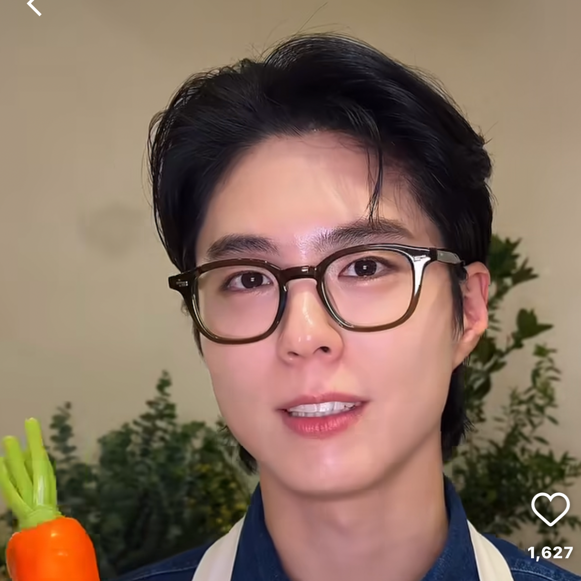 Latest photo of Park Bogum