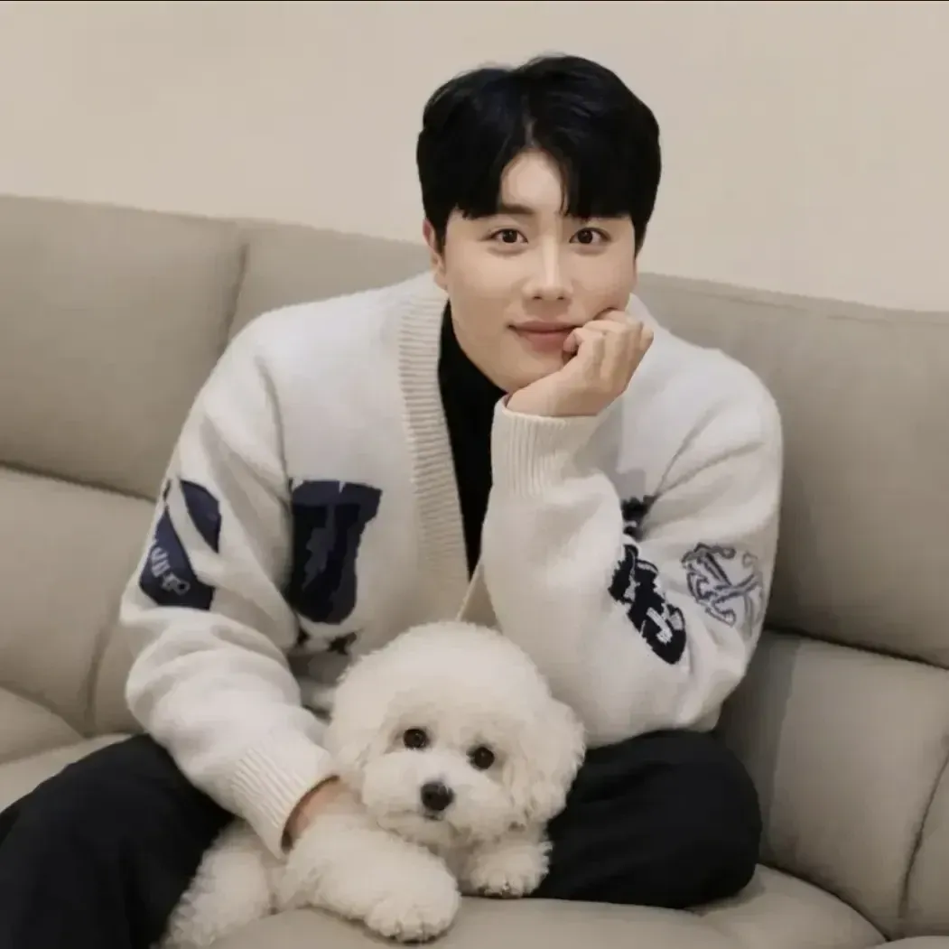 Latest photo of Jin Haesung