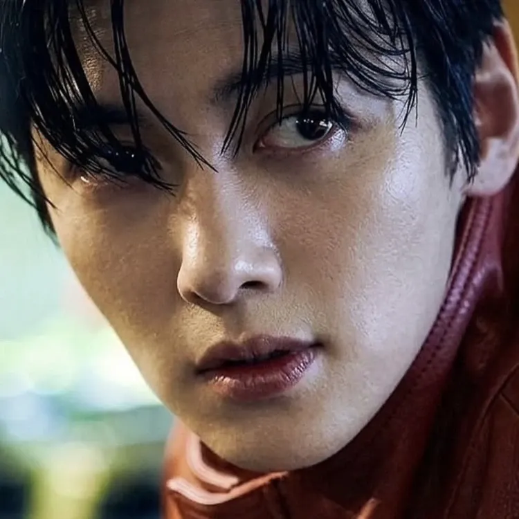 Behind-the-scenes cut of Ji Changwook