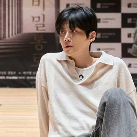 Recent activity shot of Kim Seonho