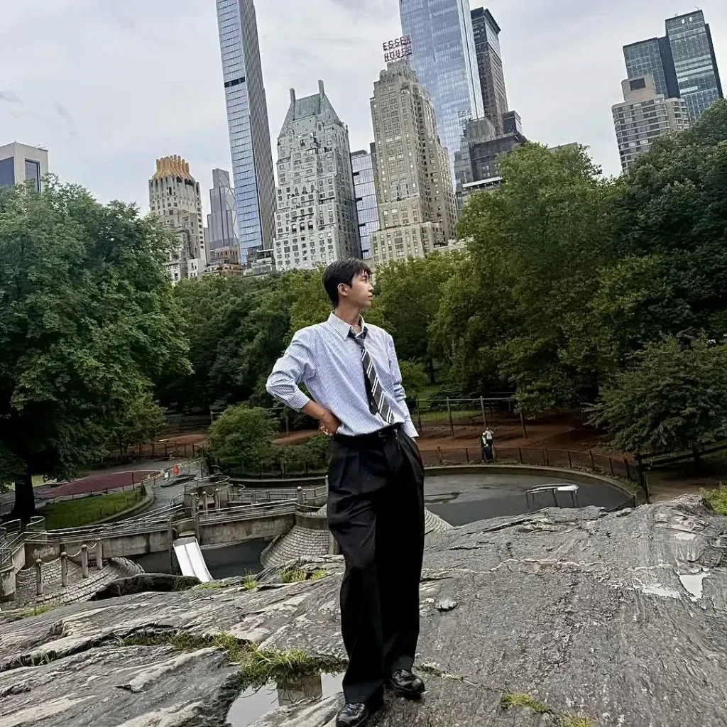 Foto kegiatan terbaru dari Lim Youngwoong
