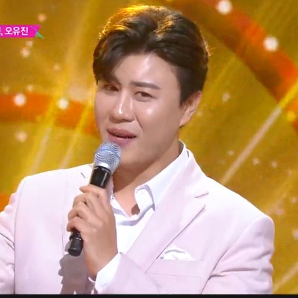 Behind-the-scenes cut of Jin Haesung