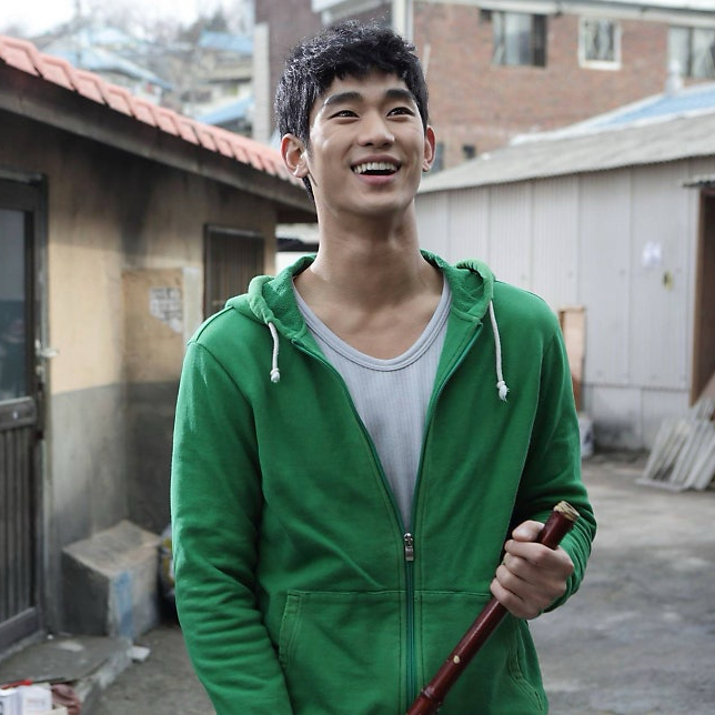 A moment captured by a fan of Kim Soohyun