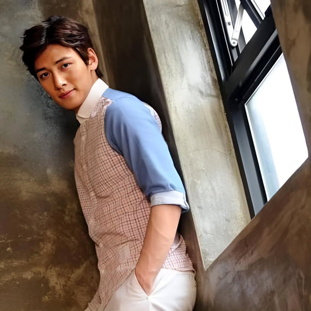 Latest photo of Ji Changwook