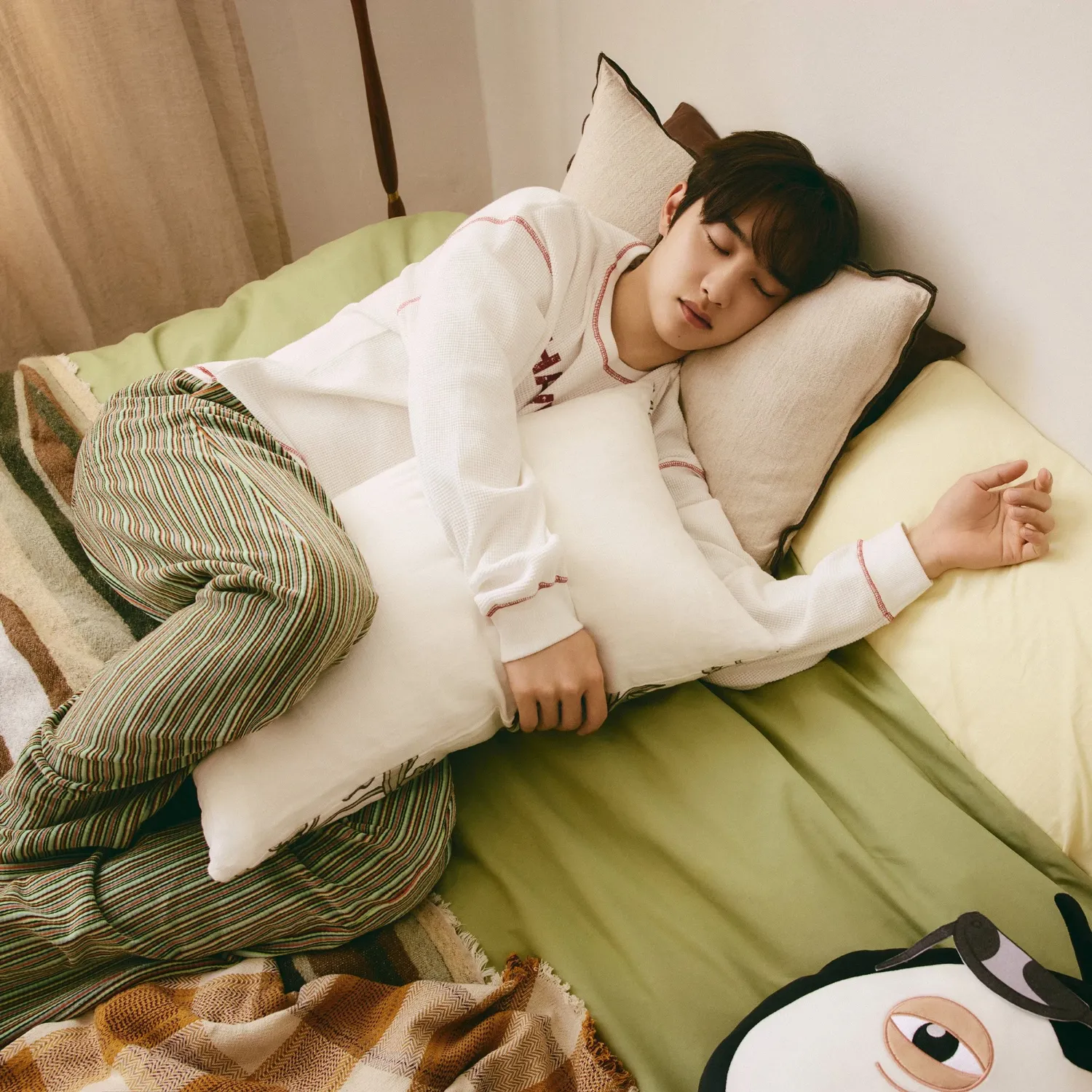 Cuplikan di balik layar dari Doh Kyungsoo (D.O.)