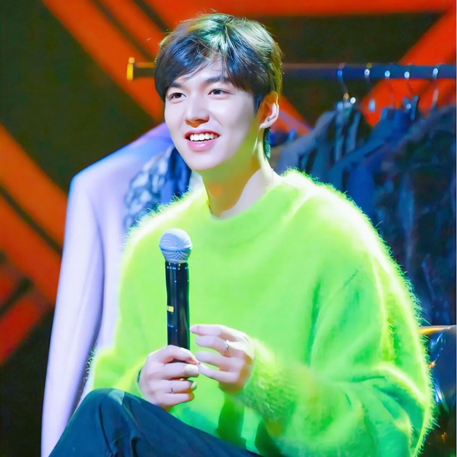Recent activity shot of Lee Minho